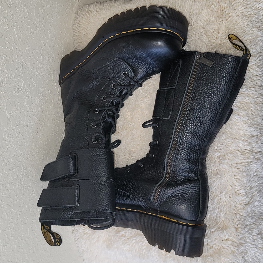 Dr. Martens Jagger Platform Boots - Picture 7 of 16